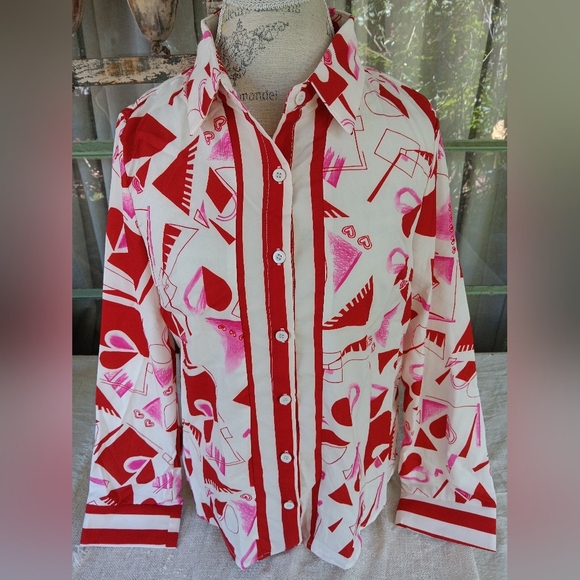 SHEIN Red and Pink Geometric Shirt - Picture 2 of 6